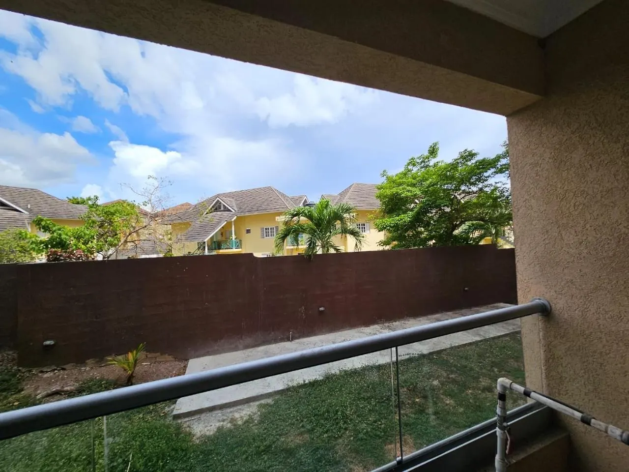 Apartman Paradise Haven At Hamptons - -Across From Ac Marriot Hotel Kingston